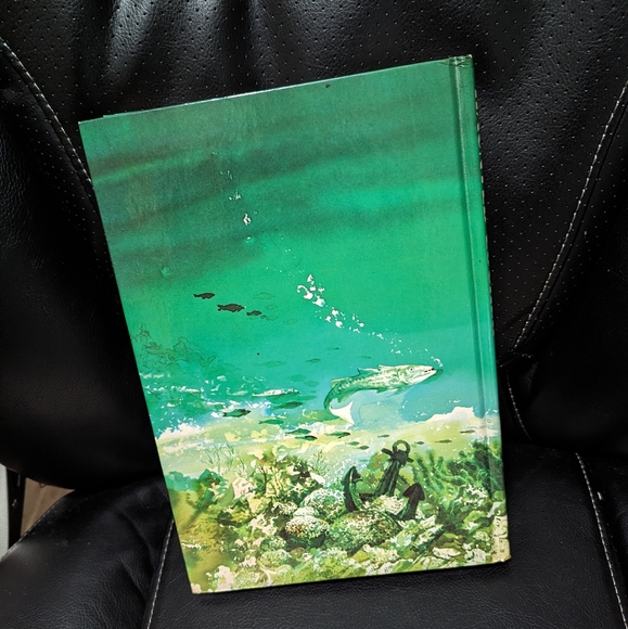 Davy Jones Haunted Locker. First Edition Vintage Book. - Picture 9 of 16